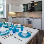 Semesterbostad Holiday Home Crikvenica Crikvenica